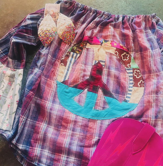 Peace sign bell sleeve pearl snap