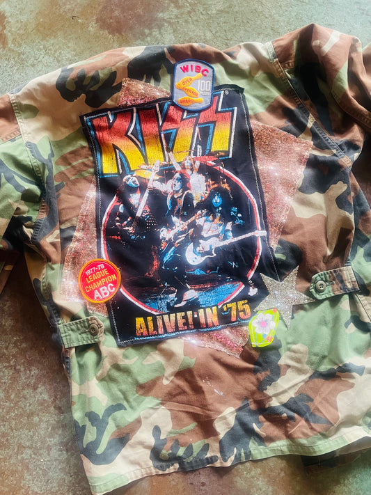 Kiss Medium Camo